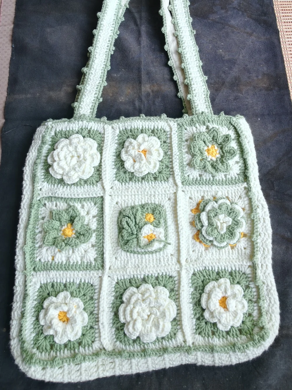 Handmade White Canvas Bag with Mint Green Crochet Trim crochet shoulder bag - Picture 3 of 10
